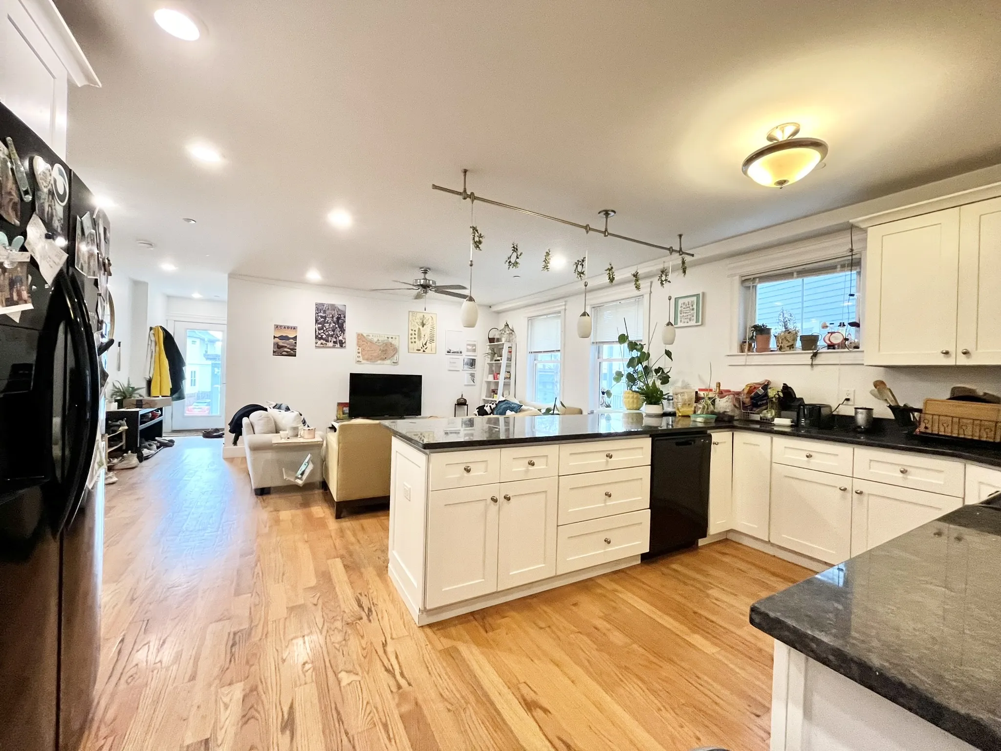 6 Fern St, Allston