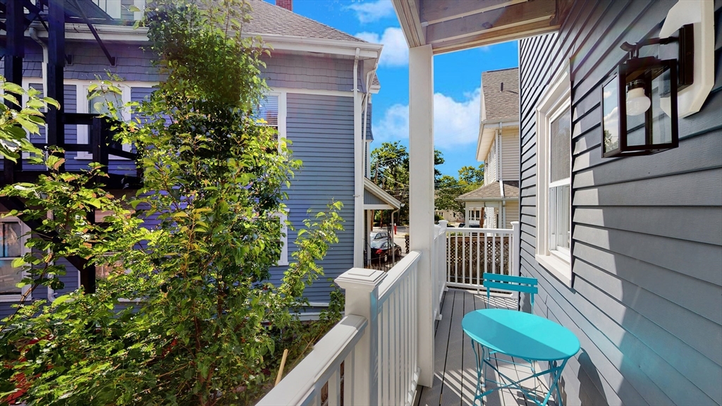 5 Chester Ave, Waltham