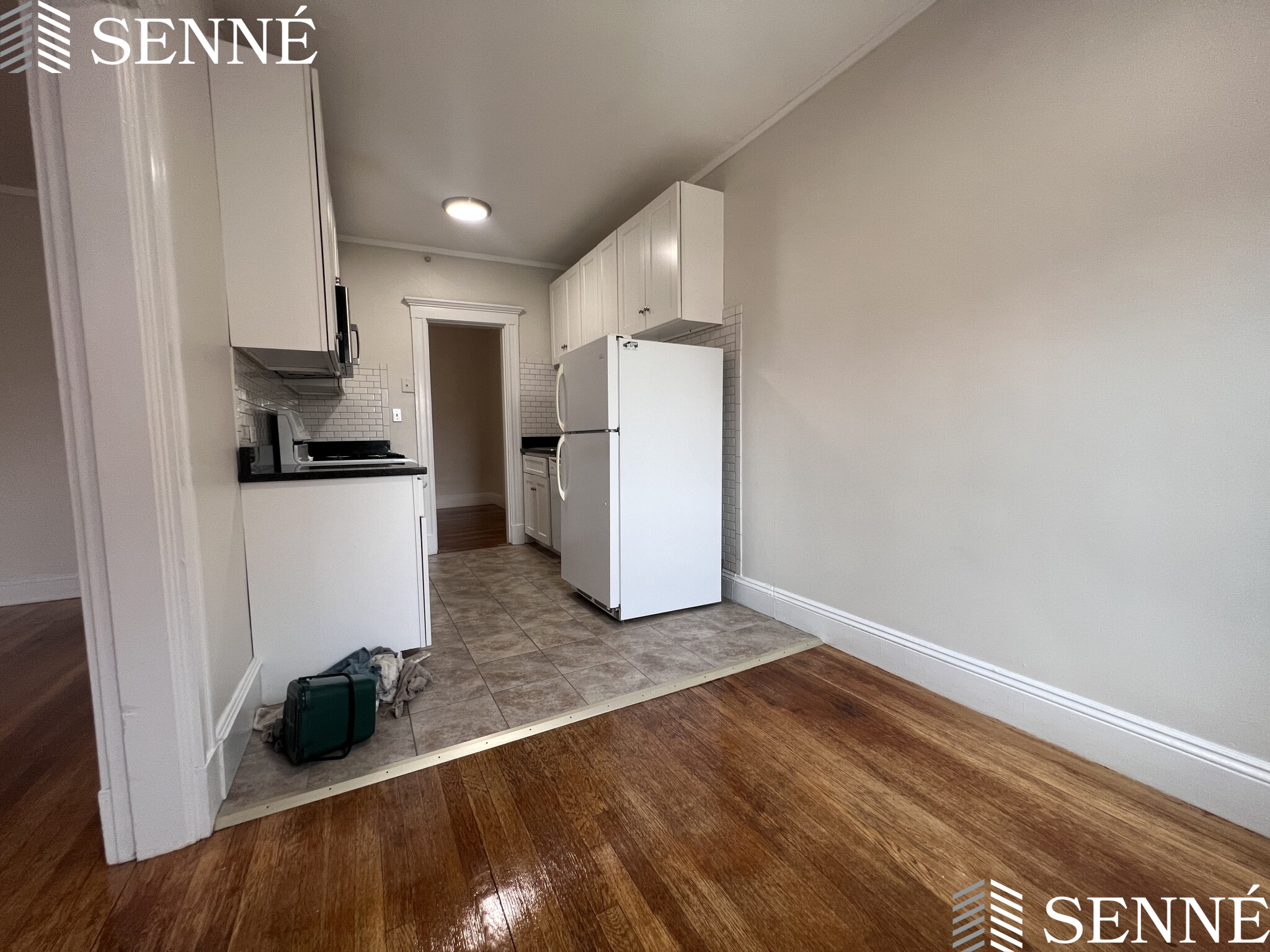 1558 Massachusetts Ave, Neighborhood Nine