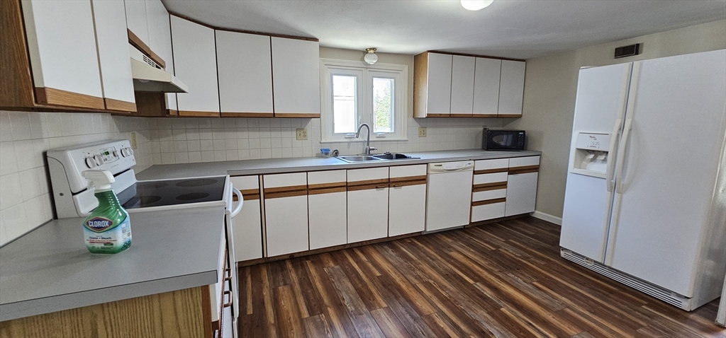 14 Arthur, Worcester