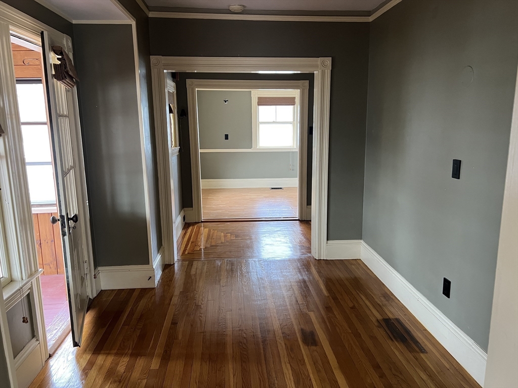 18 James Ave, Winthrop