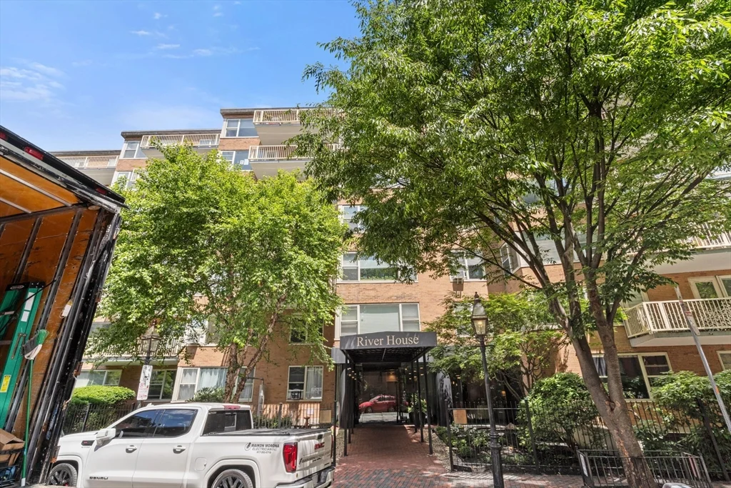 145 Pinckney St, Beacon Hill