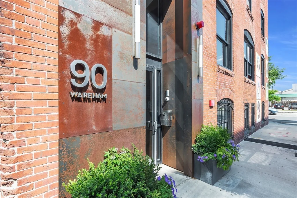 90 Wareham St, South End