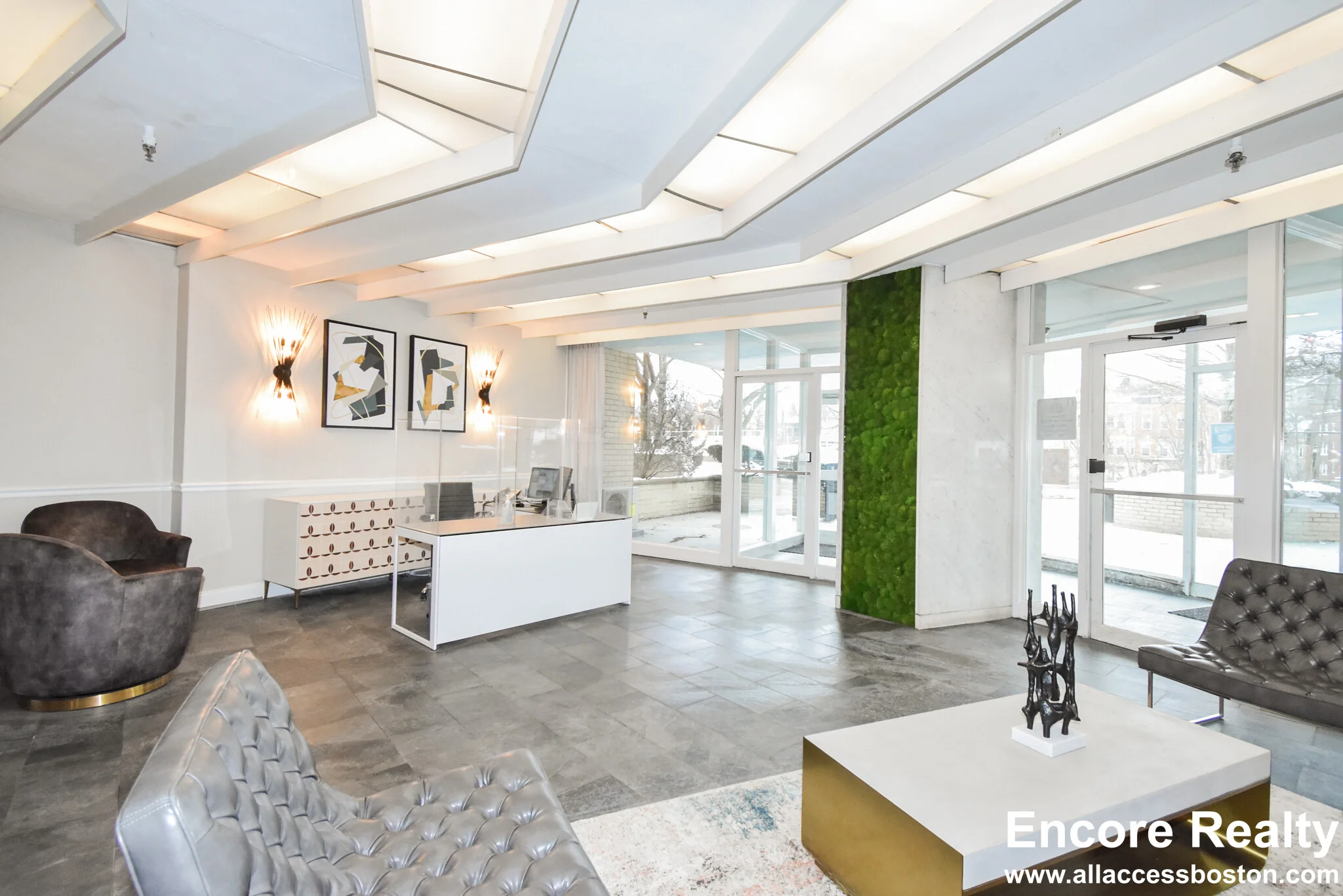 1530 Beacon St, Corey Hill