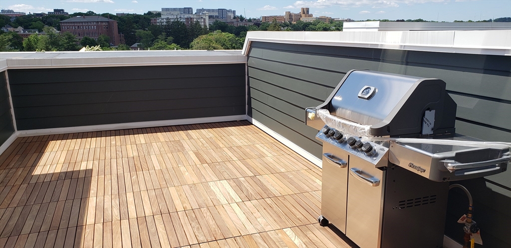 50 Hichborn, Brighton