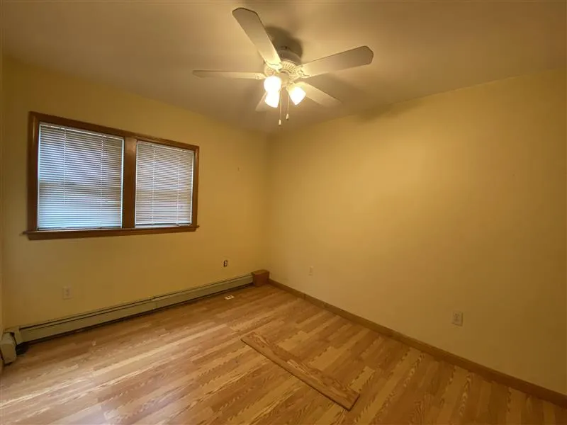 64 Paris St, Medford