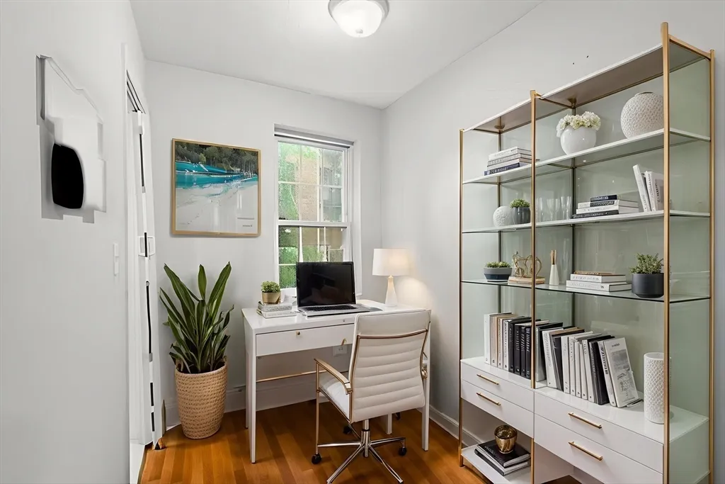 16 Stillman St, North End