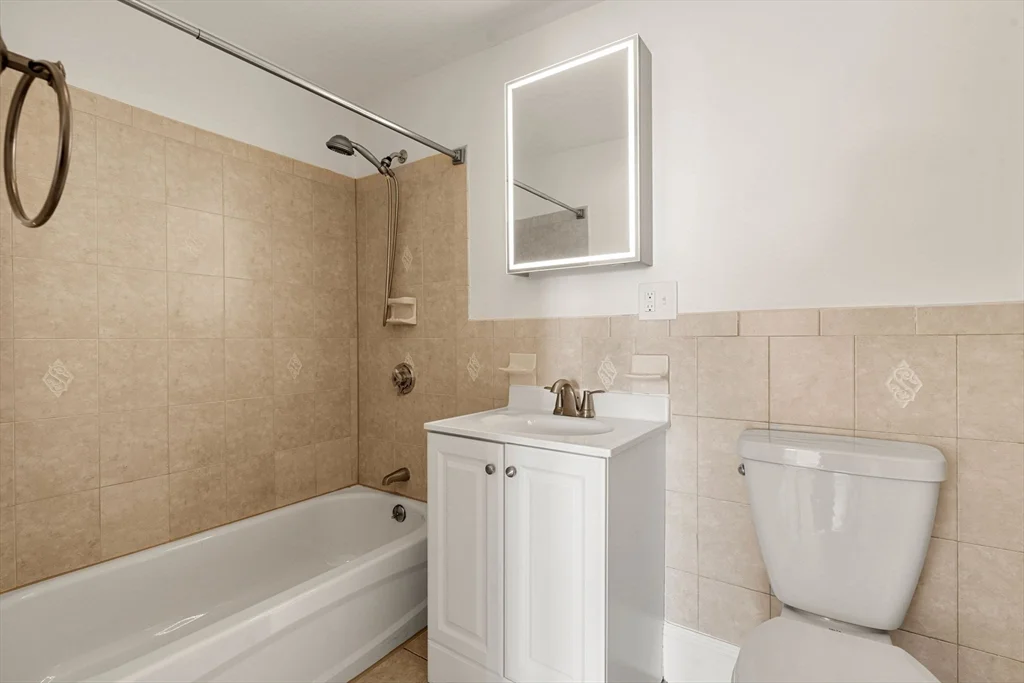 294 Meridian St, East Boston