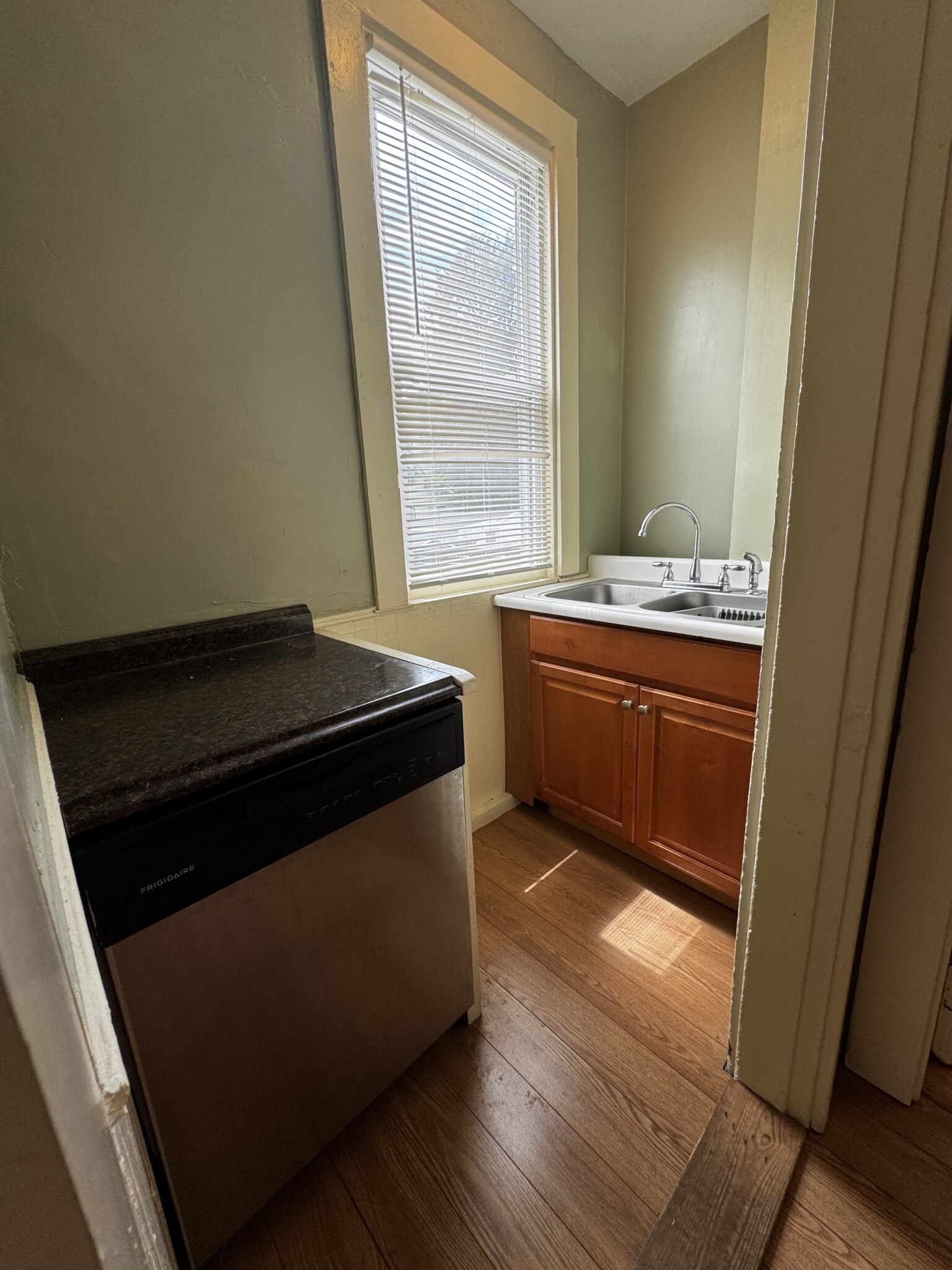 374 Highland Ave, Davis Square