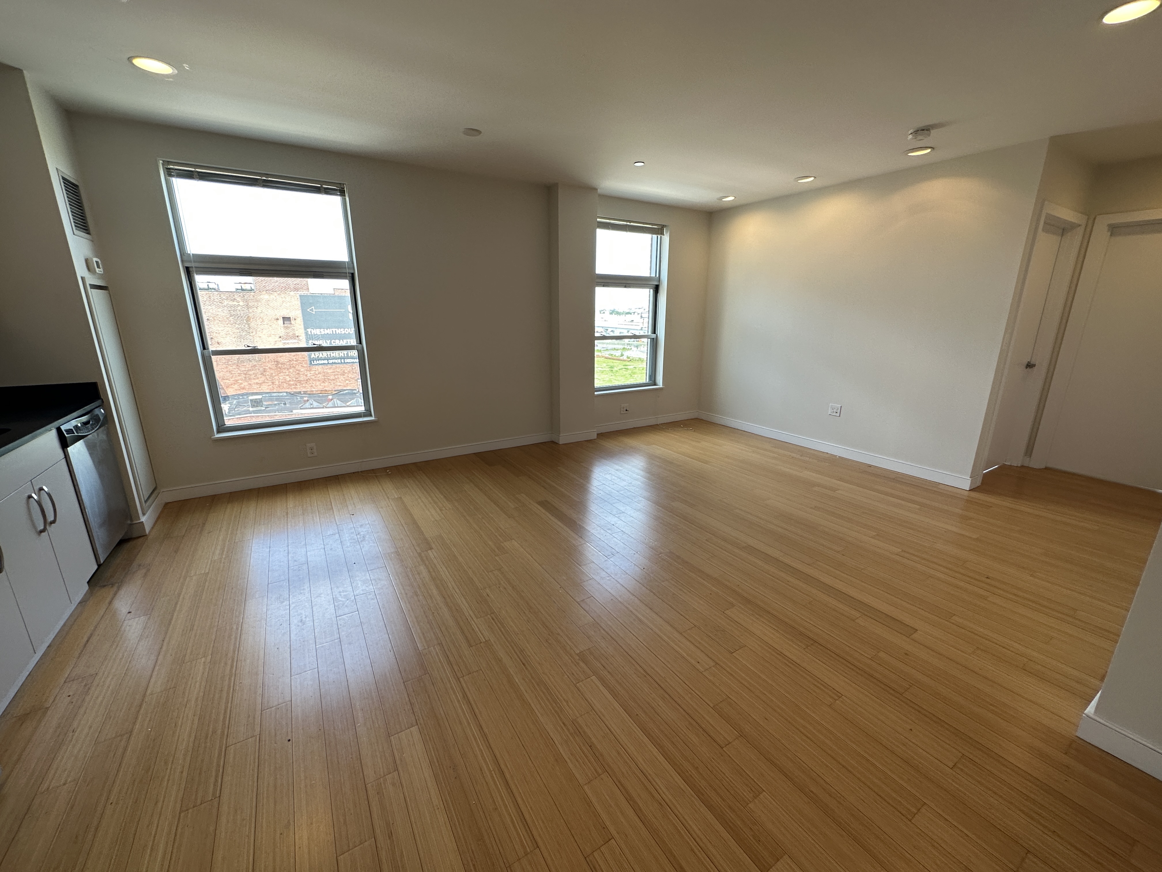 601 Albany St, South End