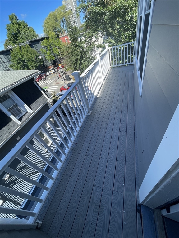 330 Western Ave, Riverside