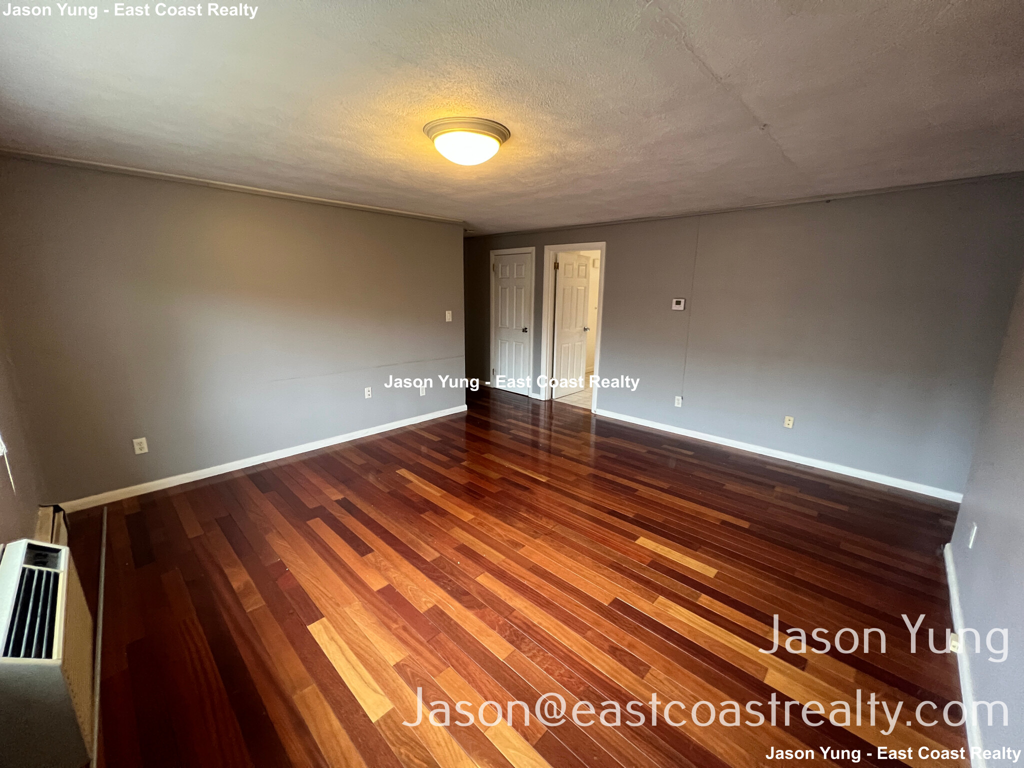 32 Bryon Rd, Chestnut Hill