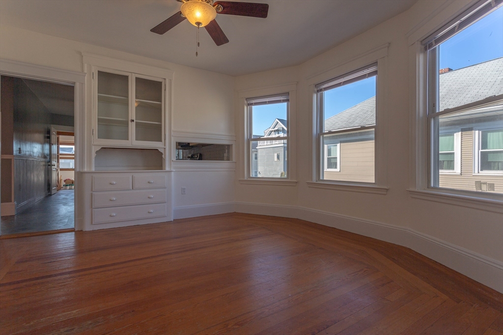 565-567 Riverside Ave, Medford