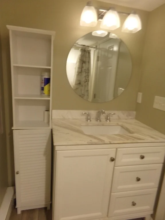 162 Middlesex Ave, Wilmington