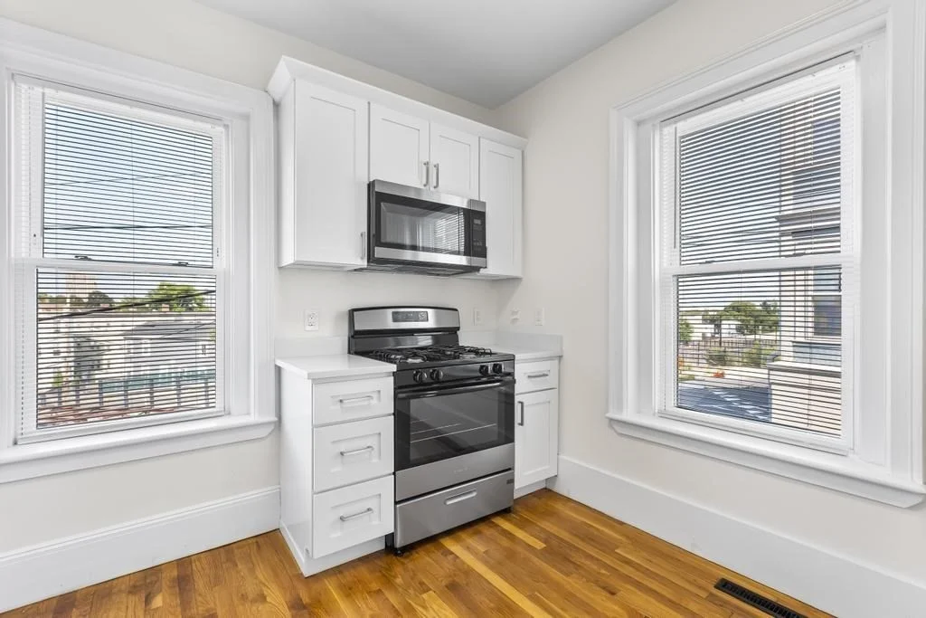 305 Medford St, Winter Hill