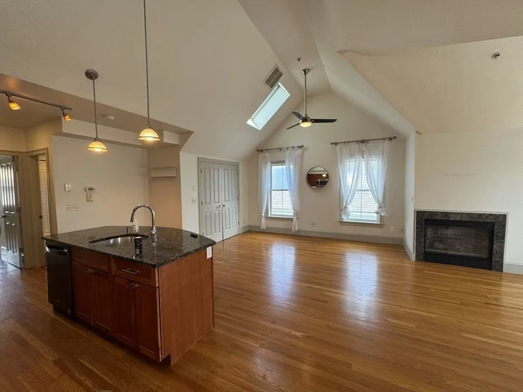 23 Lake St, Union Square