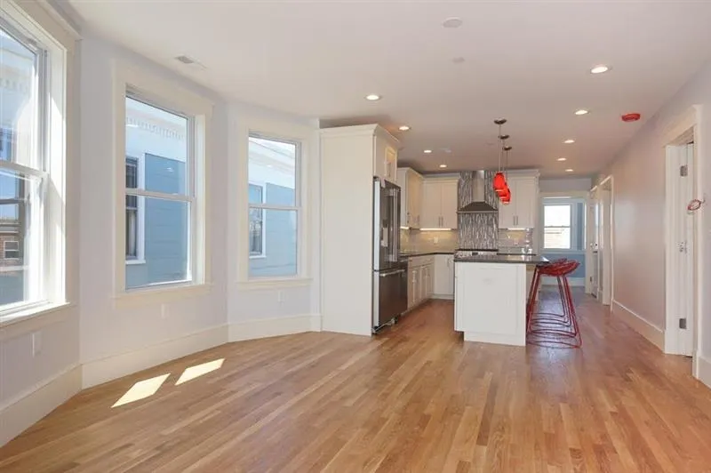 29 Cameron Ave, North Cambridge