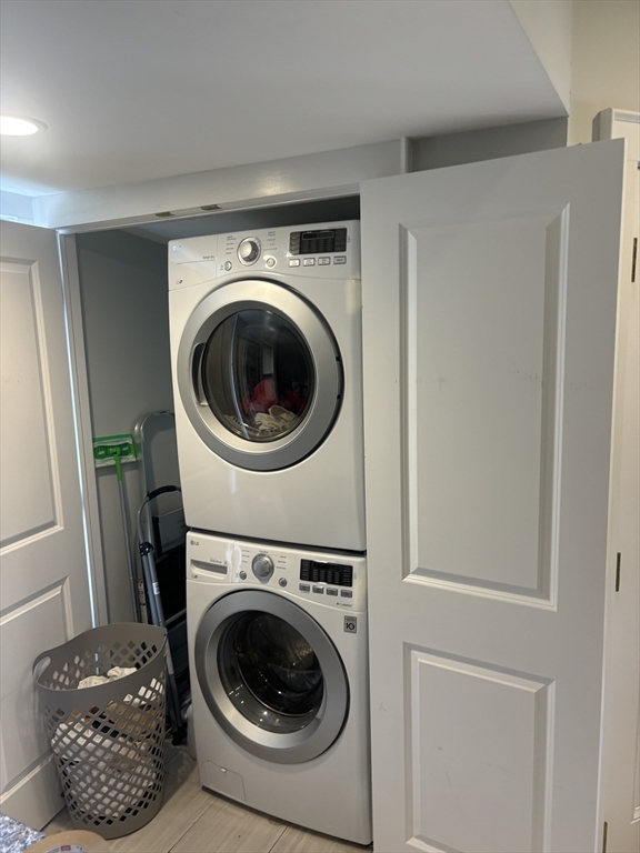 569 Commonwealth Ave, Newton