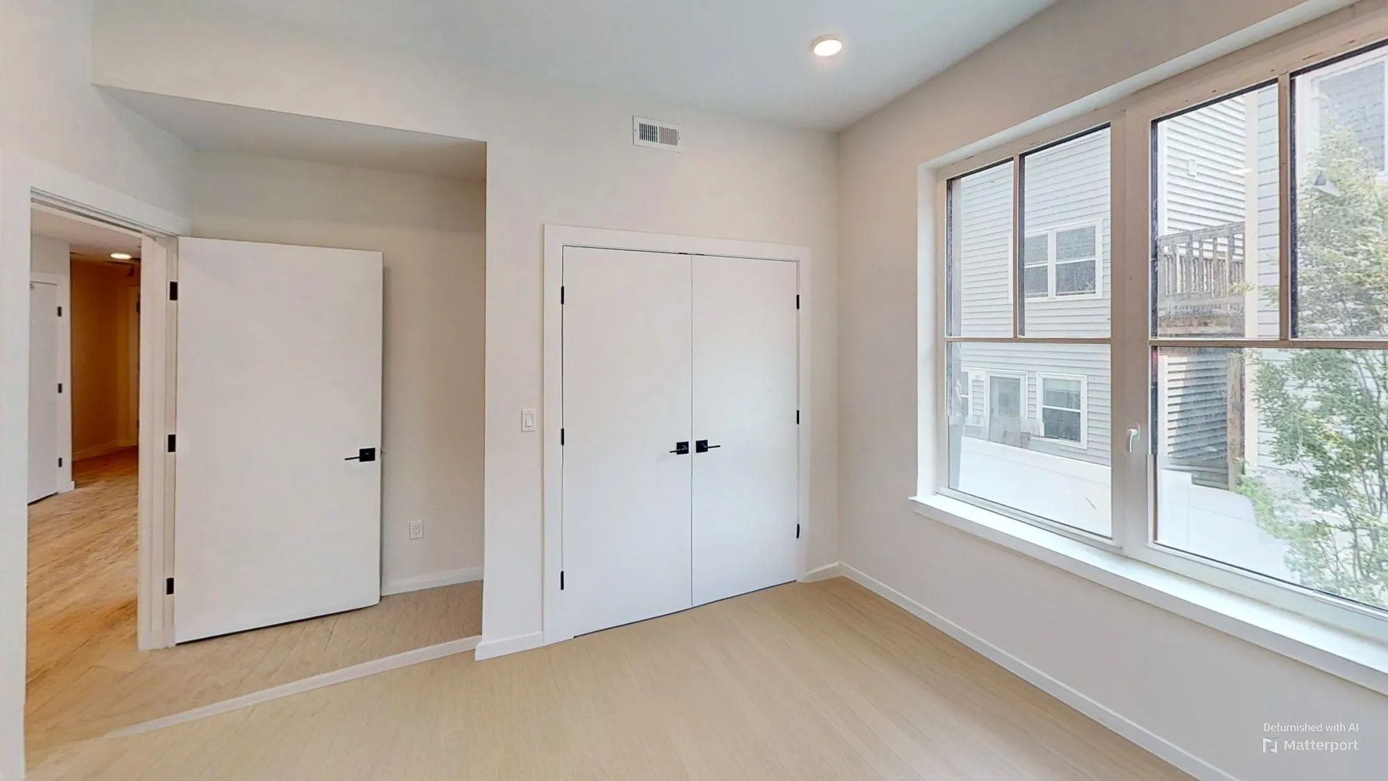 24 Mount Pleasant St, East Somerville