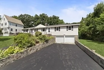 43 Fottler Rd, Hingham