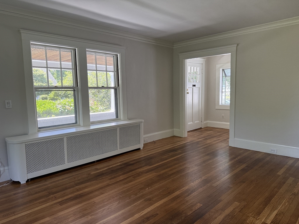 11 Durant Rd, Wellesley