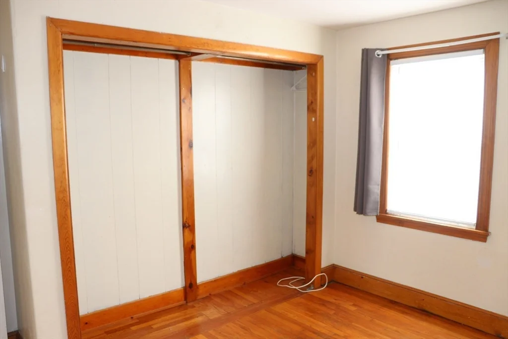 40 Baker Ave, Quincy