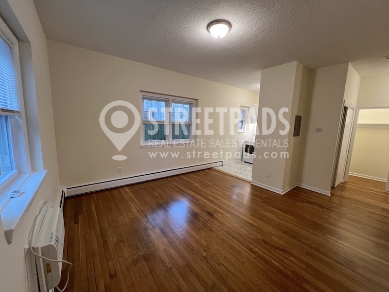 2018 Commonwealth Ave, Brighton