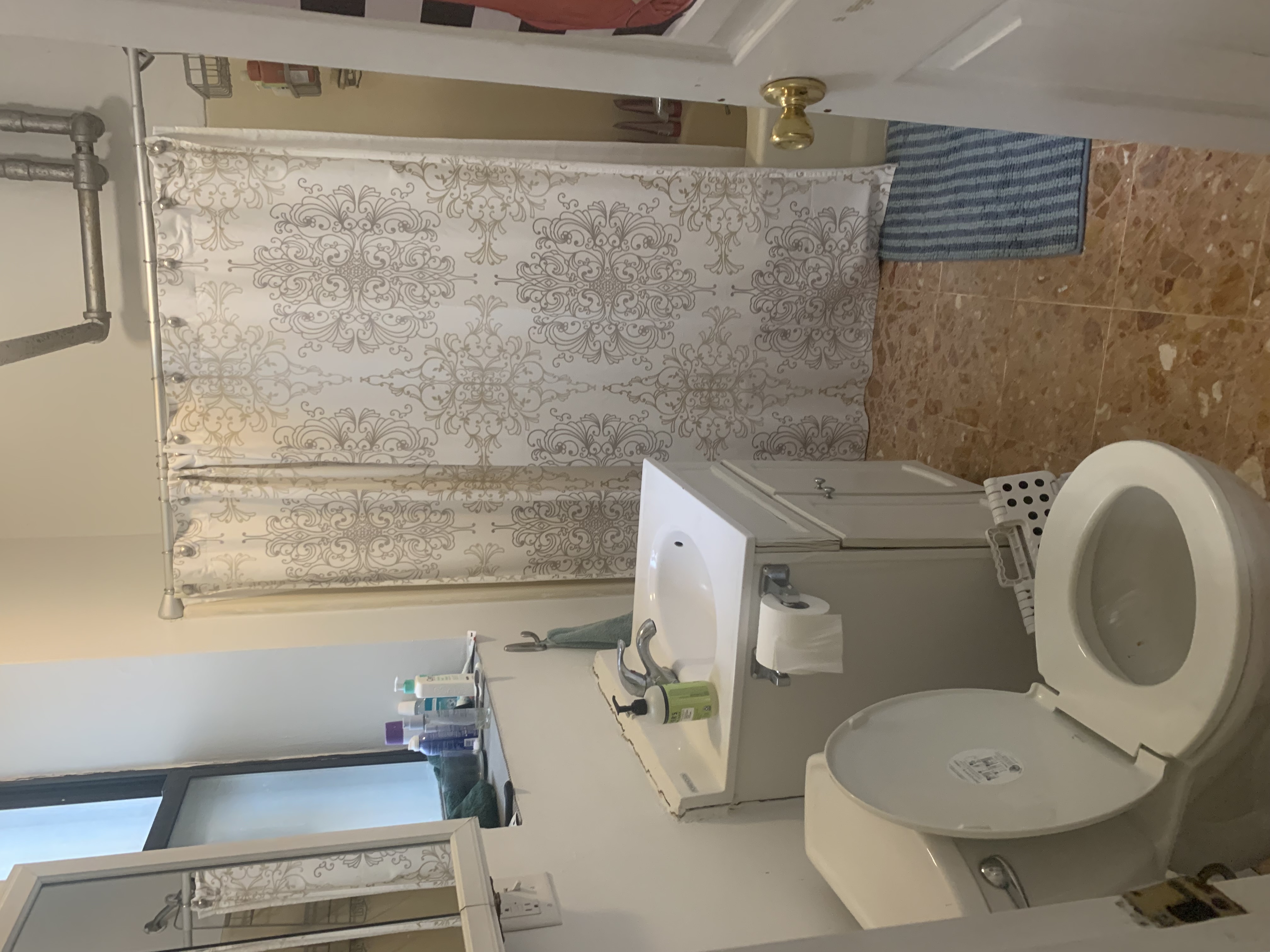 27 Saint Lukes Rd, Allston