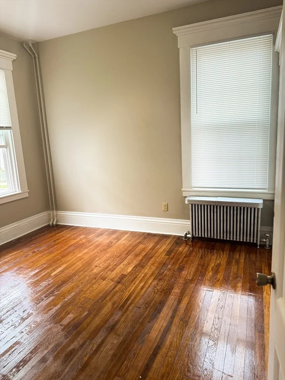 65 Chestnut St, New Bedford