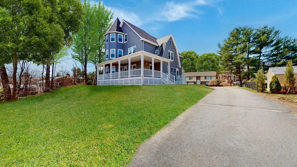 659 South St, Waltham