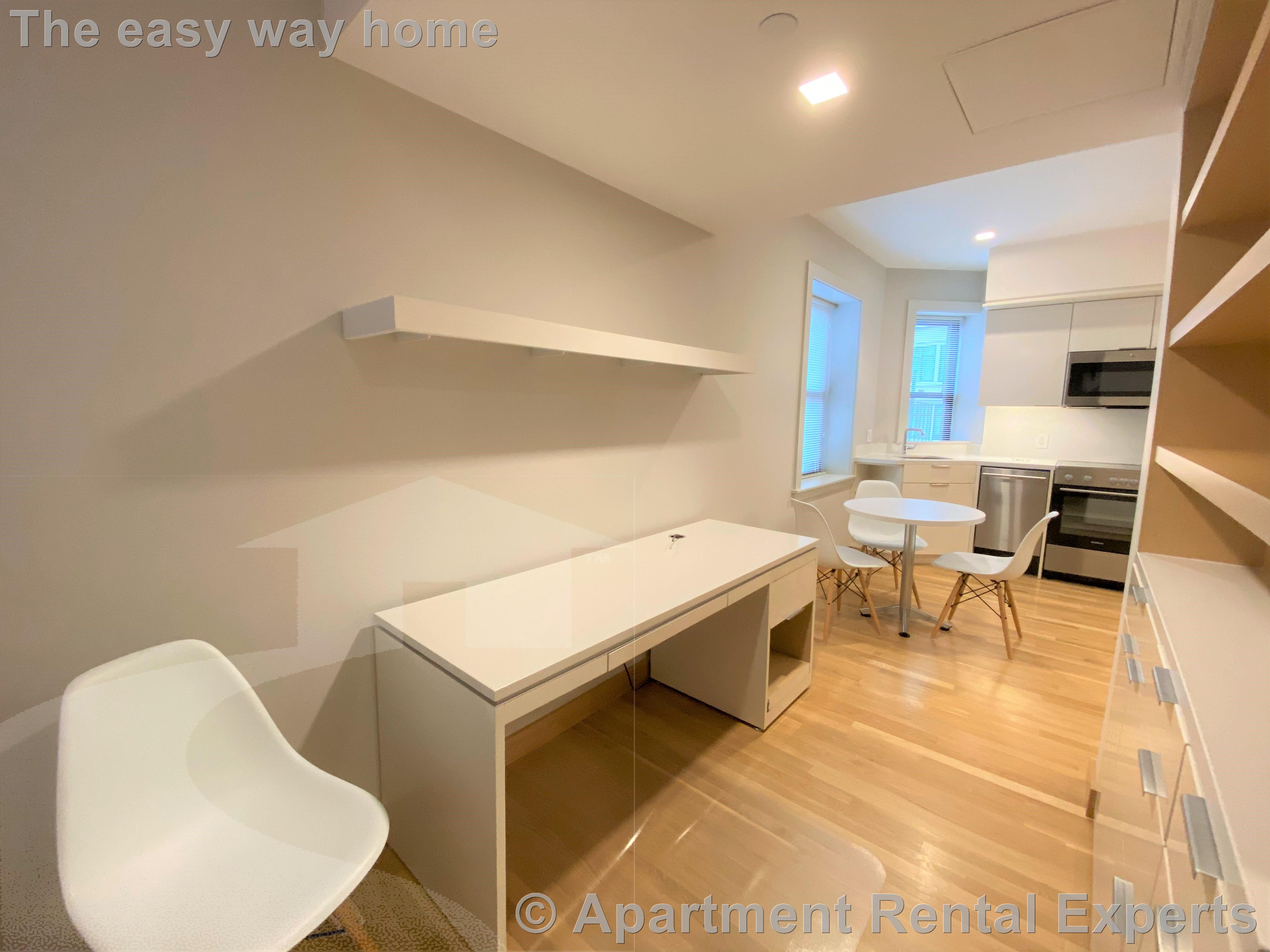 115 Mt Auburn St, Harvard Square