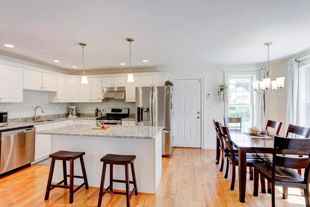 3 Hawthorne St, Woburn