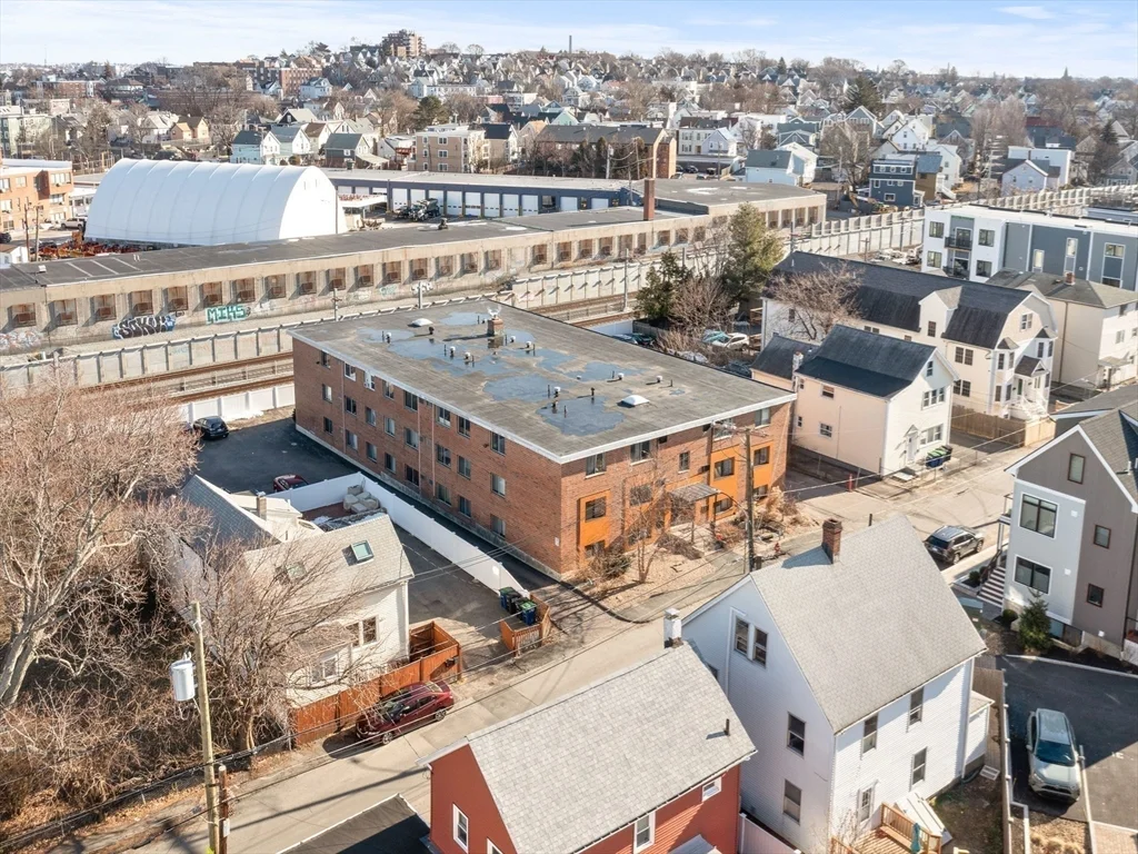 14 Murdock, Ball Square