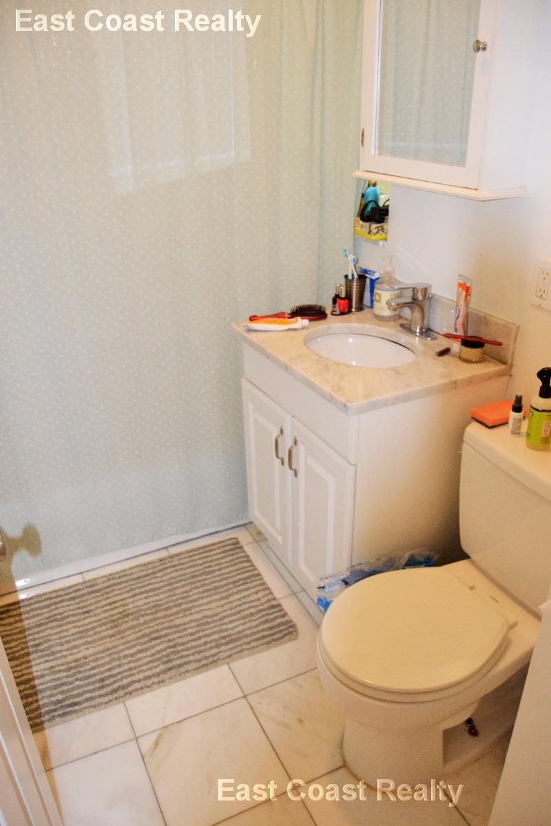 74 Brainerd Rd, Allston