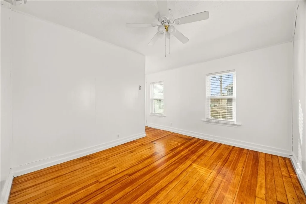 154 Summit St, Pawtucket