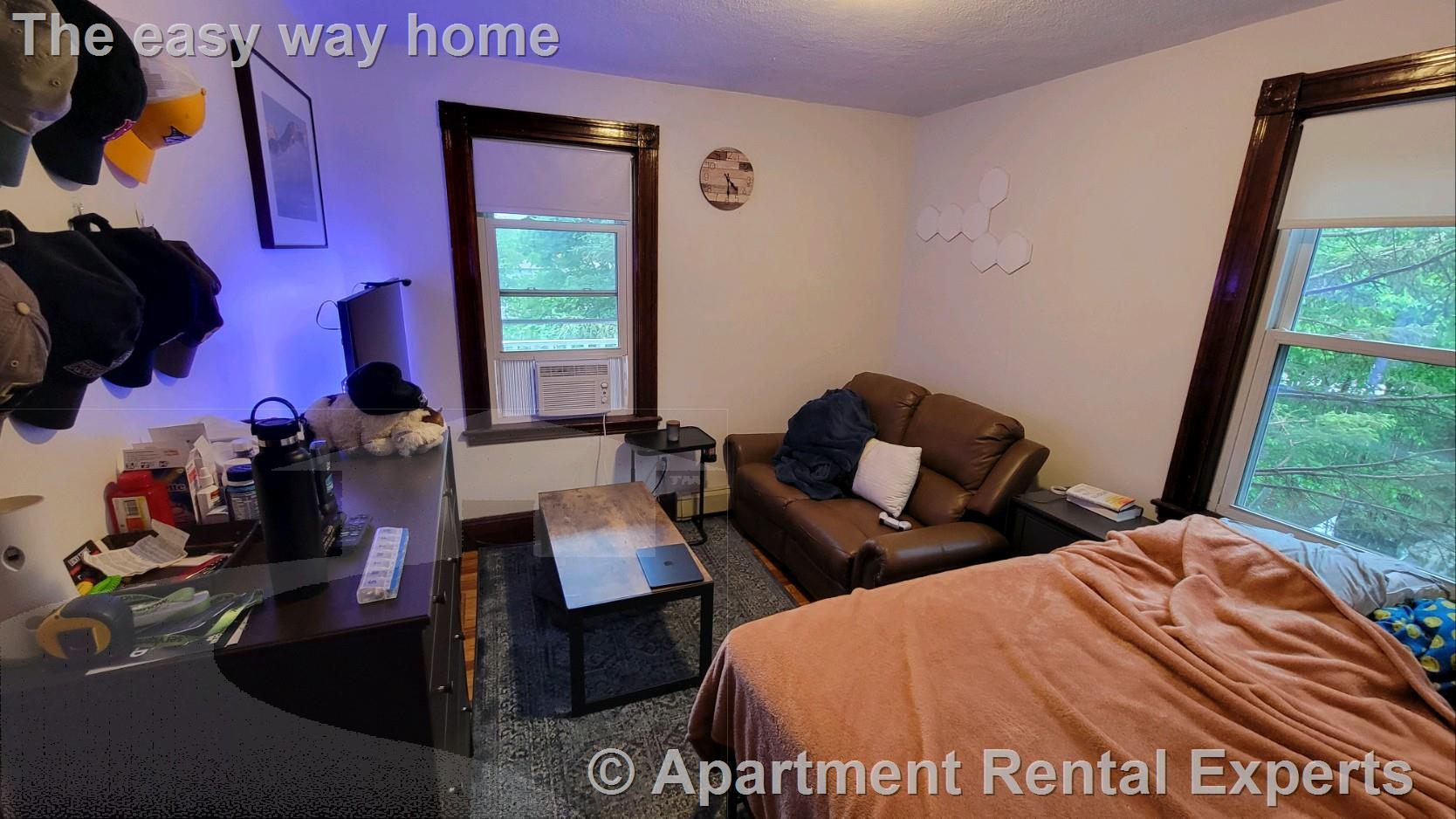 45 Locke St, Davis Square