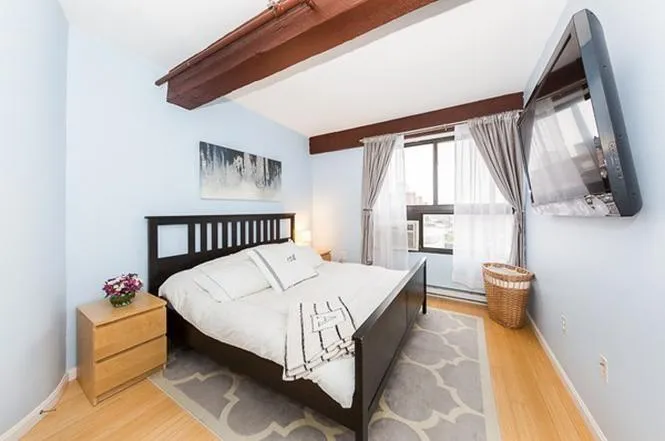 12 Stoneholm St, Fenway