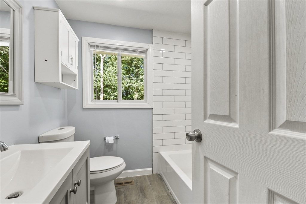 10 Lawndale Rd, Mansfield