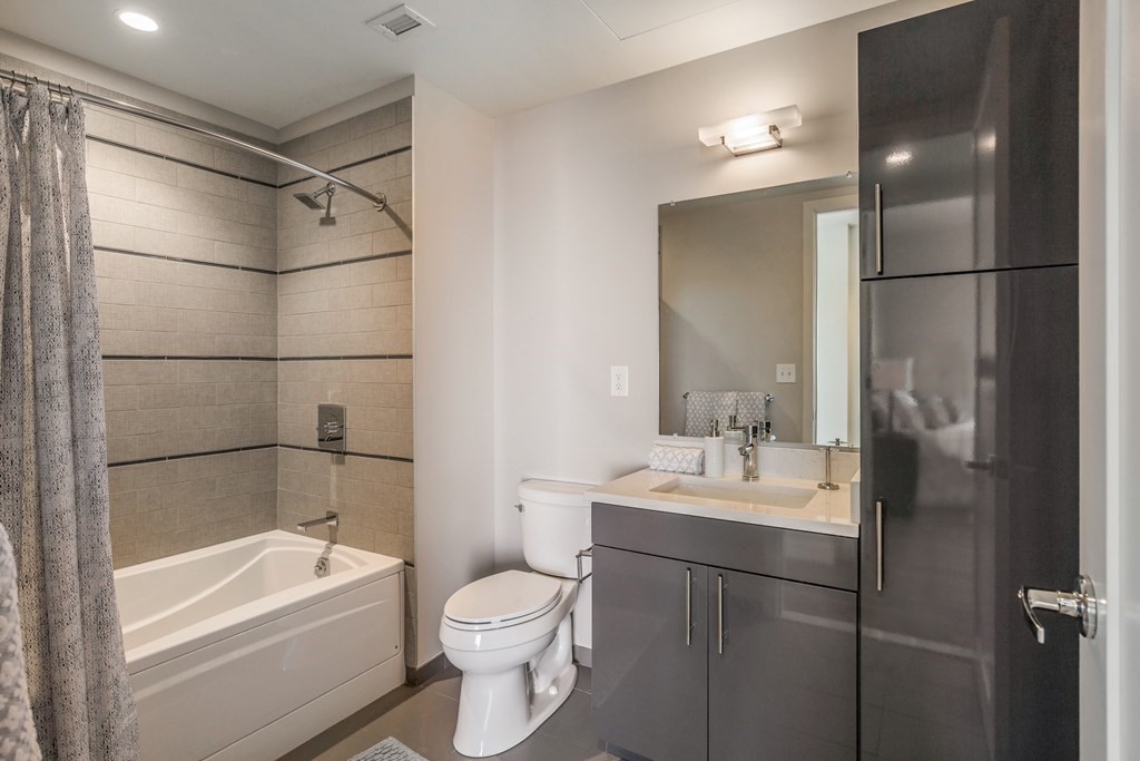 2 bed, 2 bath apartment for rent at 1 Canal St Unit 1115, North End — photo 2 of 13