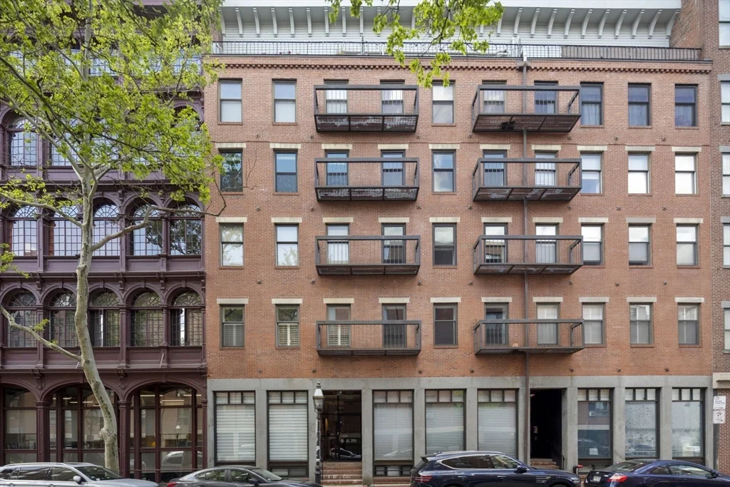 122 Fulton St, North End
