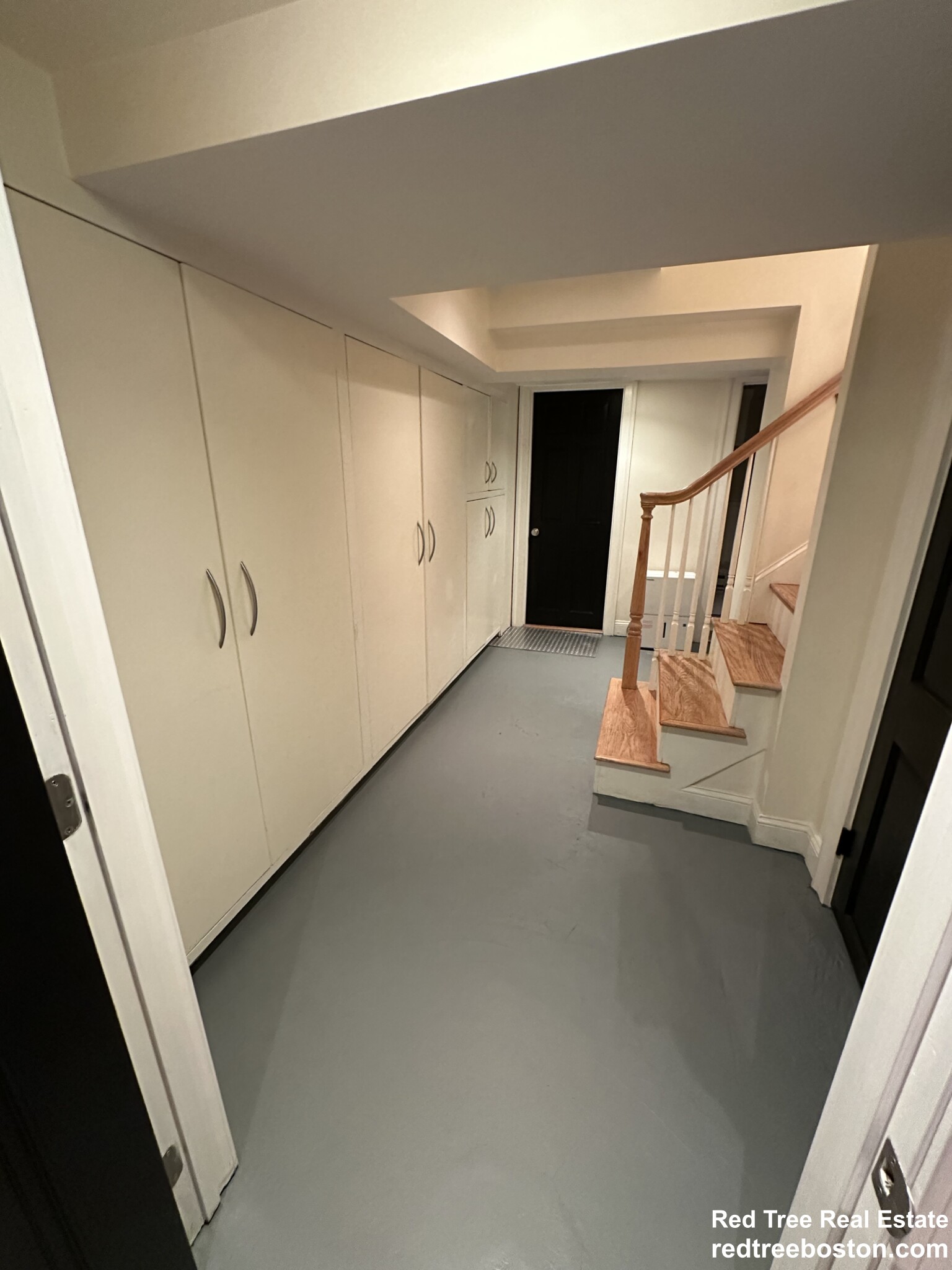 25 Westfield Rd, West Newton