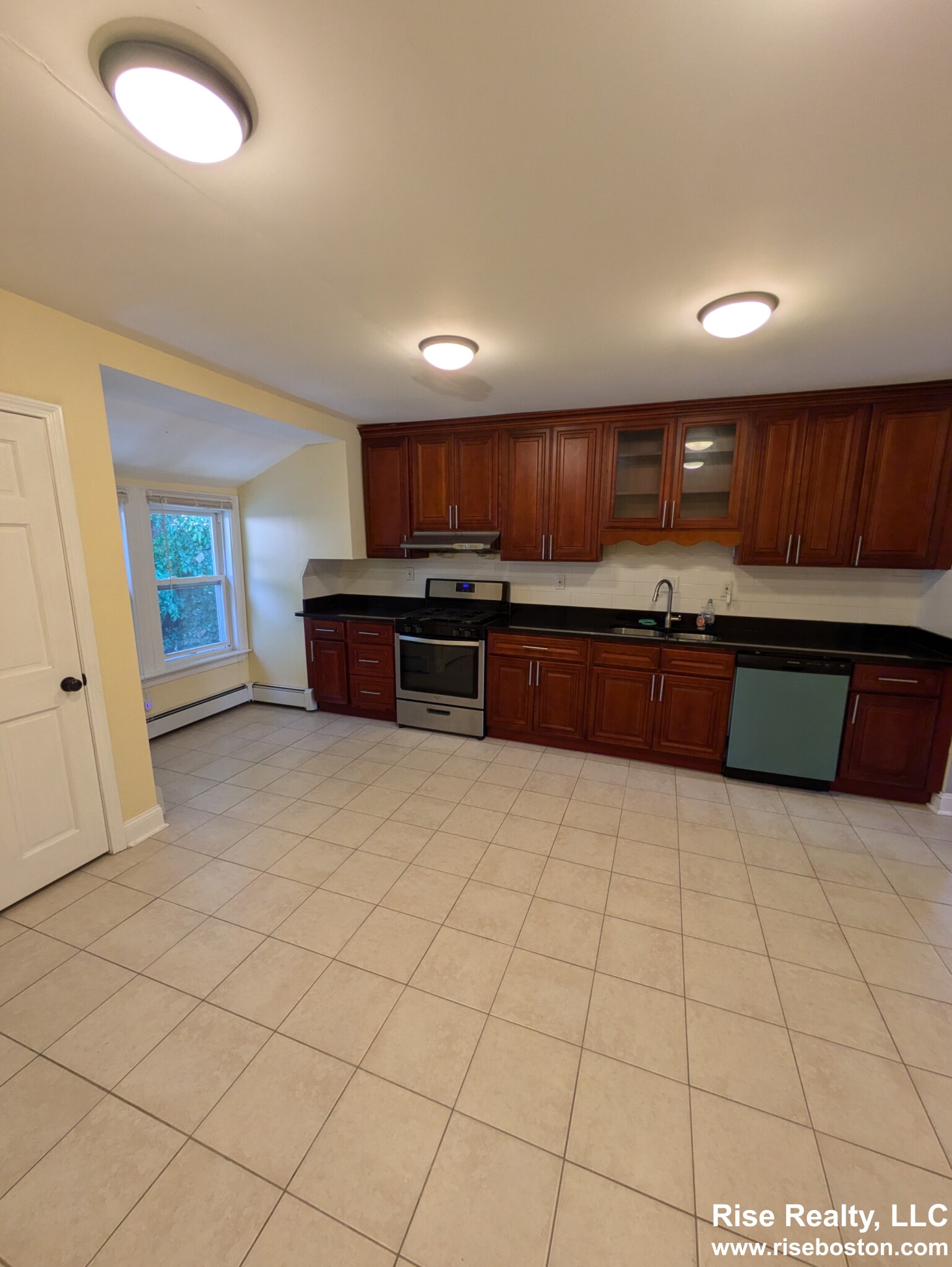 7 High Street Pl, Brookline