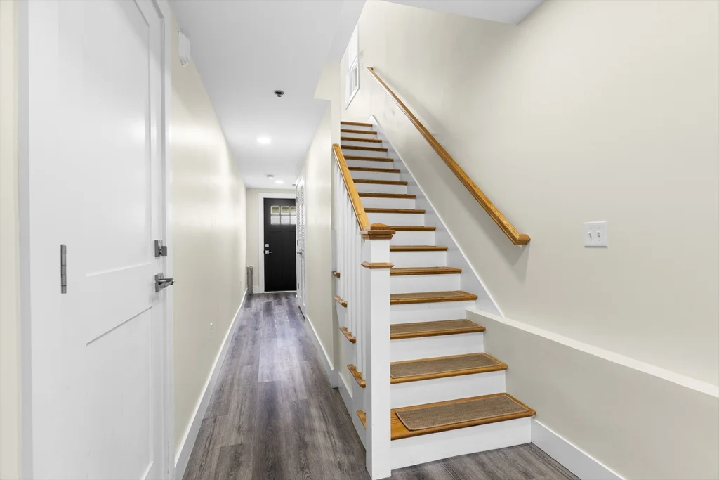 188 Quincy Ave, Quincy