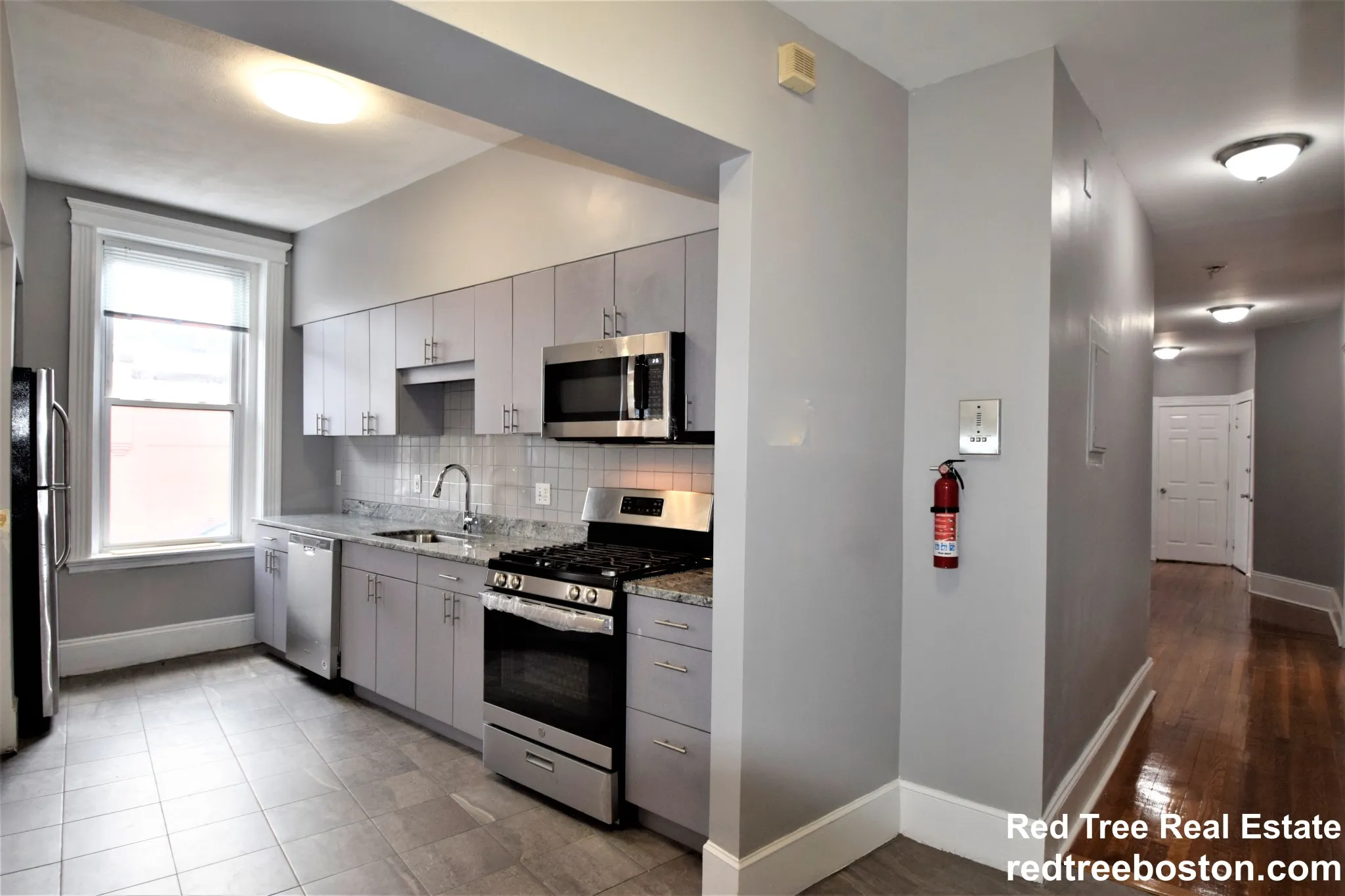 83 Glenville Ave, Brighton