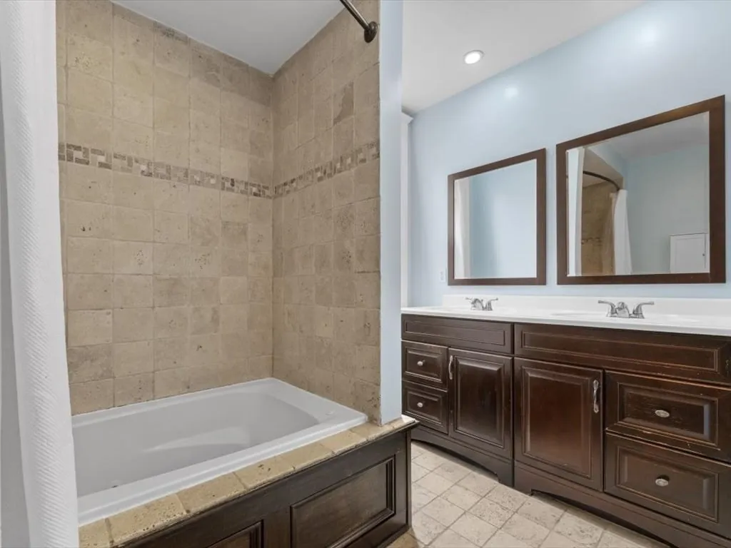 10 Ticknor St, South Boston