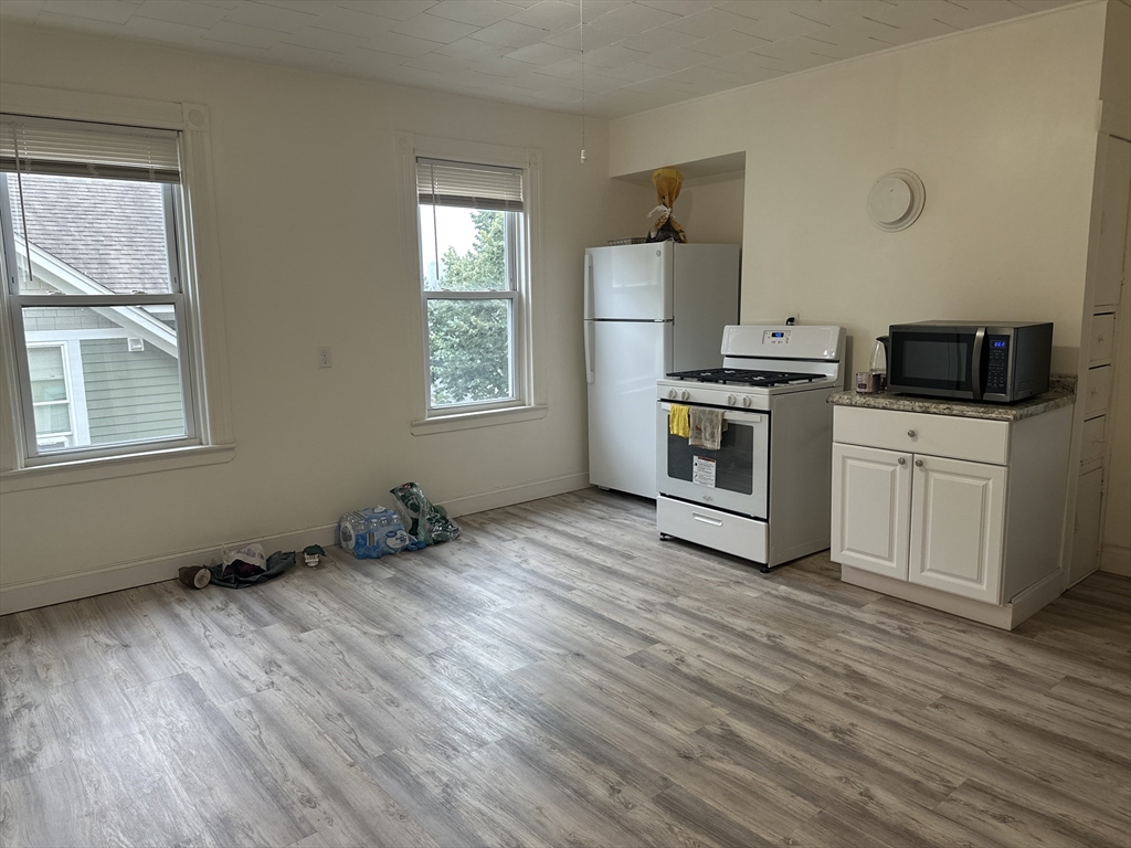 14 Hooper, Worcester