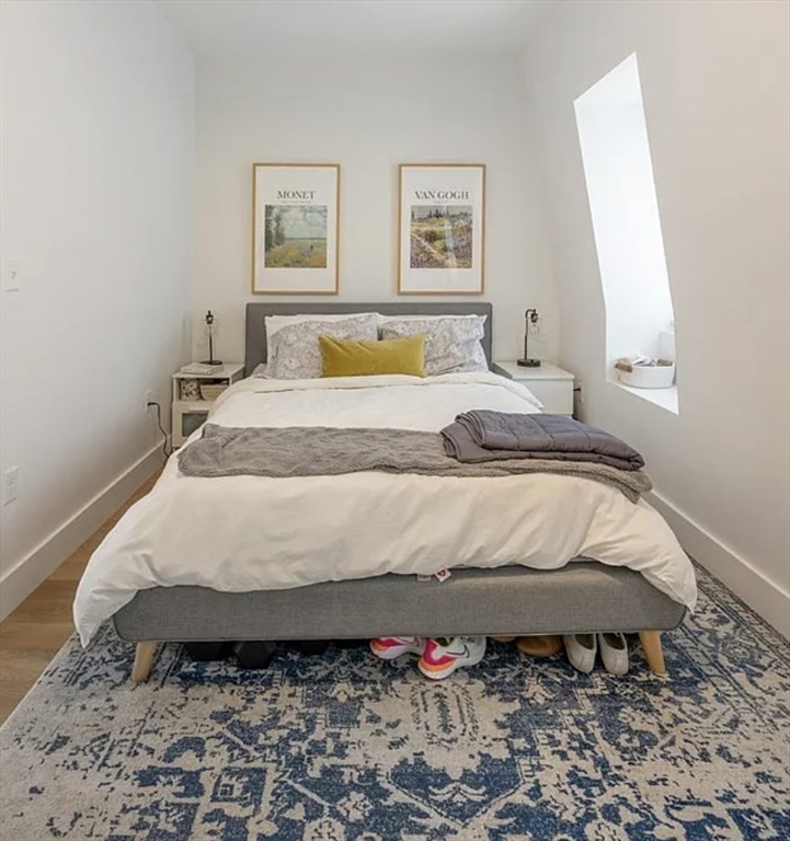 8 Viking, South Boston