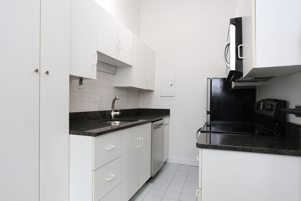 25 Hanson St, South End