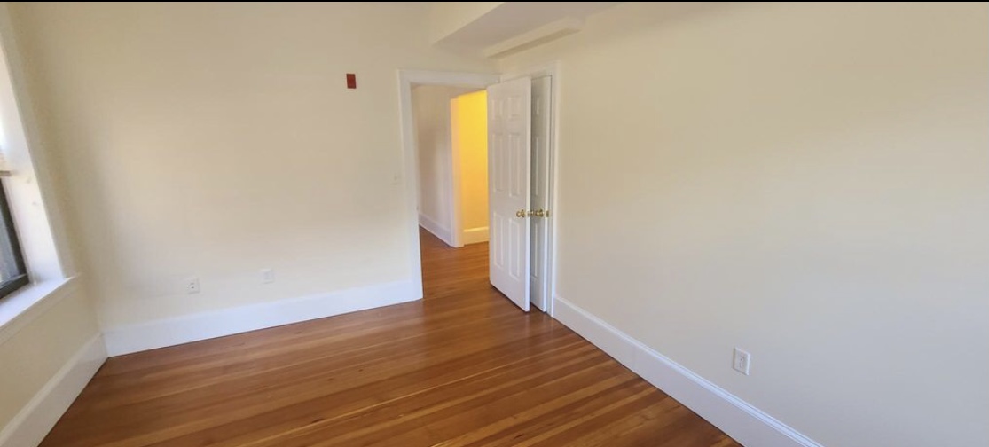 881 Massachusetts Ave, Central Square