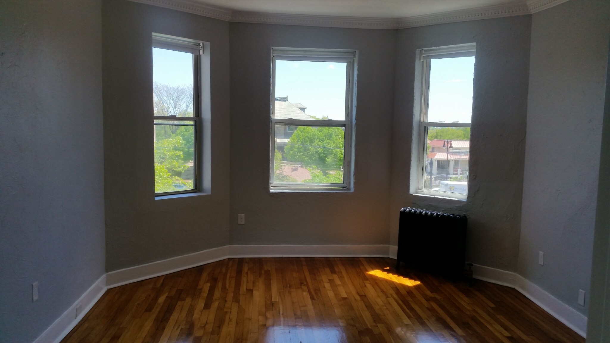 1641 Commonwealth Ave, Brighton